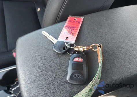 2018 Hyundai Elantra Sel из США, поврежденный, VIN 5NPD84LF4JH267020